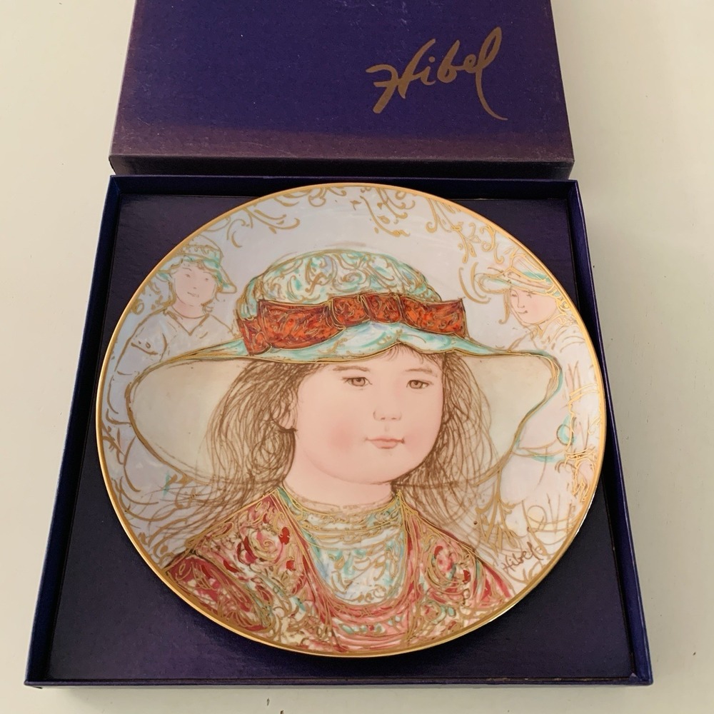 Edna Hibel Collector Plate Art Hand Painted Wendy Tribute To All Children